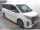 Toyota Noah ZRR80W