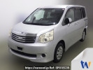 Toyota Noah ZRR70G