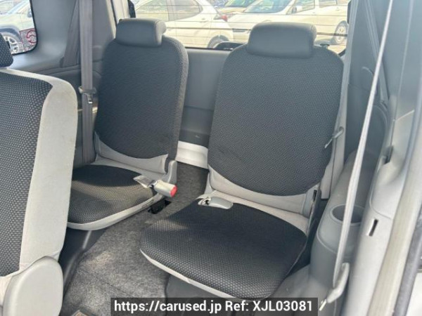 Used 2005 AT toyota sienta NCP85G Image[16]