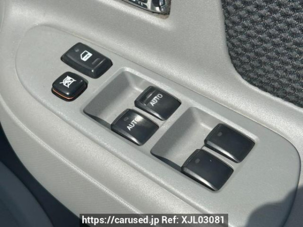 Used 2005 AT toyota sienta NCP85G Image[29]