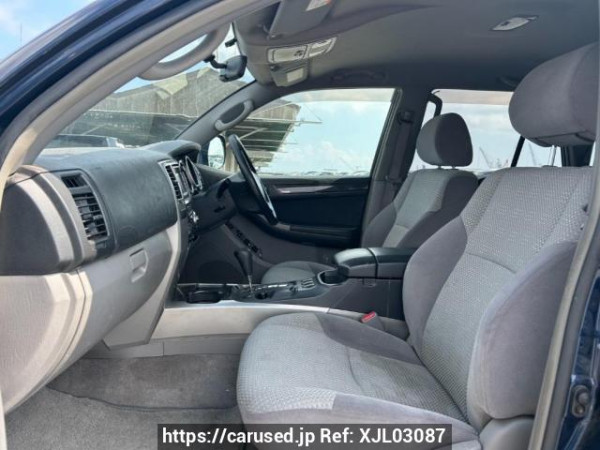 Used 2003 AT toyota hilux-surf RZN215W Image[14]