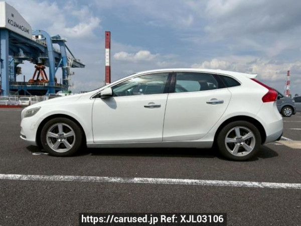 Used 2013 AT volvo v40 MB4164T Image[3]