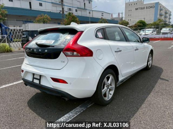 Used 2013 AT volvo v40 MB4164T Image[6]