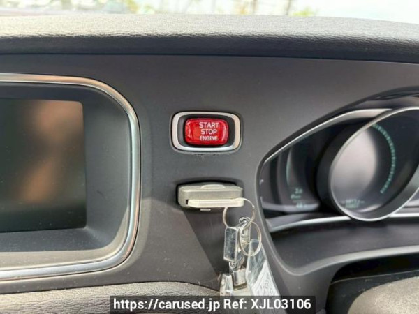 Used 2013 AT volvo v40 MB4164T Image[28]