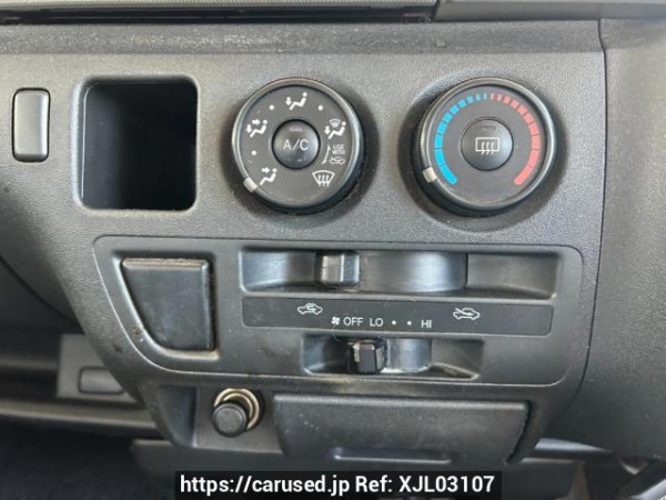 Used 2007 AT toyota hiace-van KDH205V Image[24]