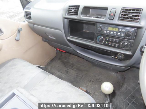 Used 2001 MT mazda bongo-van SK82V Image[23]