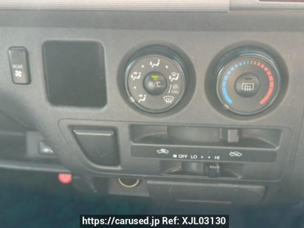 Used 2004 AT toyota hiace-van KDH205V Image[19]