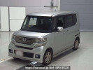 Honda N-BOX CUSTOM JF1