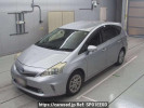 Toyota Prius alpha ZVW40W