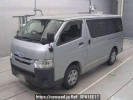 Toyota Regiusace Van TRH200V