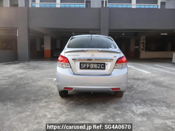 Used 2015 AT mitsubishi mirage-sedan null Image[4]