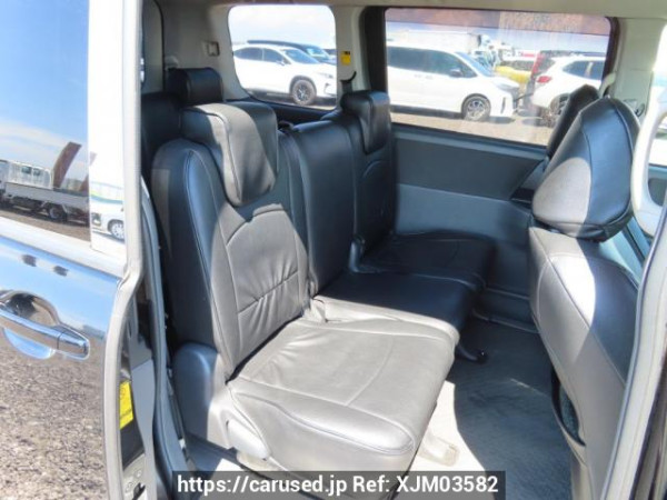 Used 2008 AT toyota voxy ZRR70G Image[15]