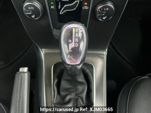 Used 2013 AT volvo v40 MB4164T Image[25]