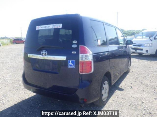 Used 2007 AT toyota noah ZRR70G Image[6]