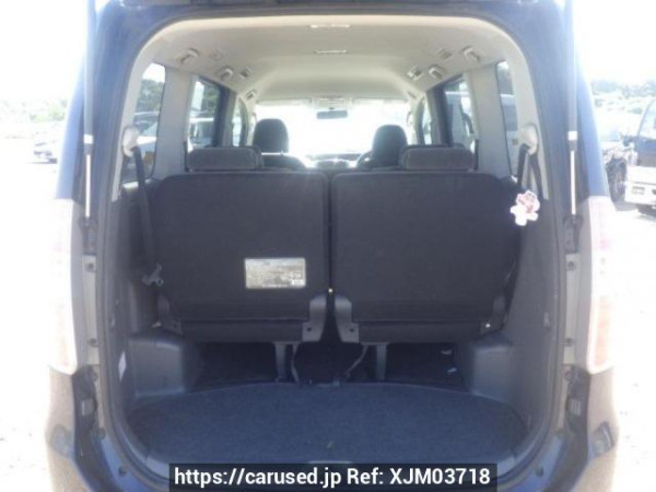 Used 2007 AT toyota noah ZRR70G Image[8]