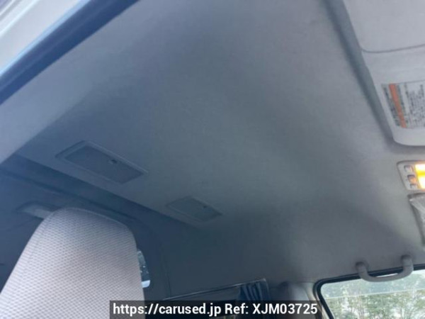 Used 2005 AT toyota hiace-van TRH200K Image[17]