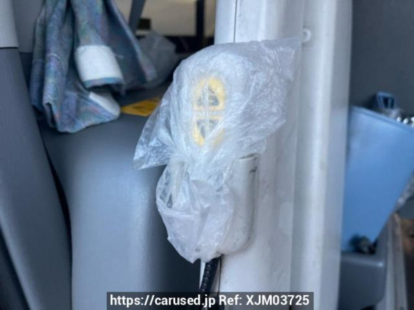 Used 2005 AT toyota hiace-van TRH200K Image[33]