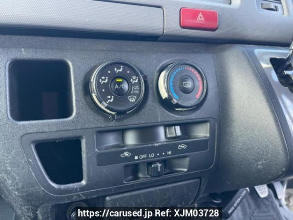 Used 2006 AT toyota hiace-van KDH205K Image[24]