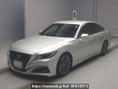 Toyota Crown Hybrid AZSH20