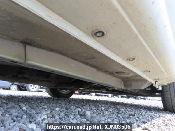 Used 2004 AT toyota sienta NCP81G Image[36]