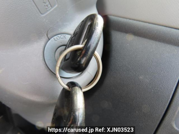 Used 2005 AT toyota sienta NCP81G Image[28]