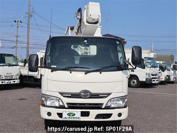 Used 2017 MT hino dutro XZU675M Image[2]