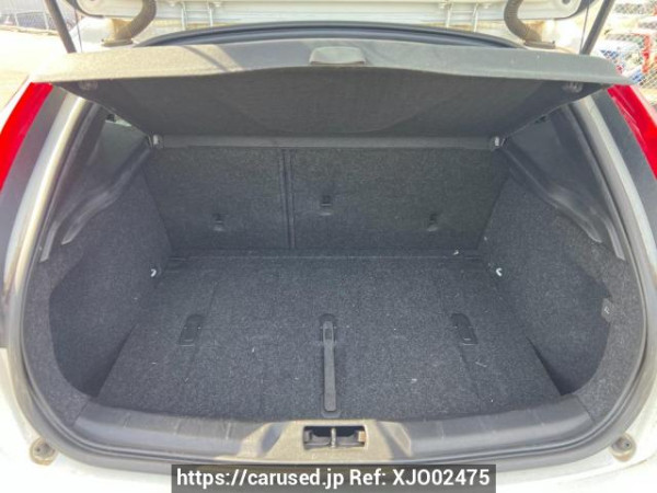 Used 2013 AT volvo v40 MB4164T Image[8]