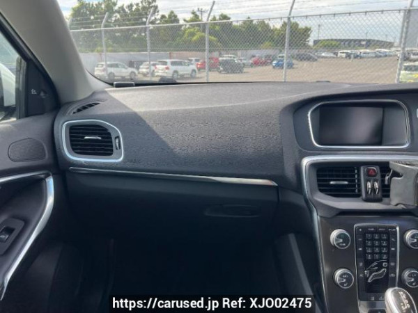 Used 2013 AT volvo v40 MB4164T Image[16]