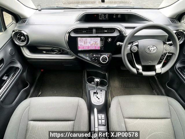 Used 2018 CVT toyota aqua DAA-NHP10 Image[1]