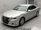 Toyota Crown GRS214