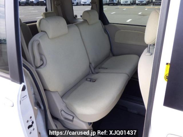 Used 2004 AT toyota sienta NCP81G Image[15]