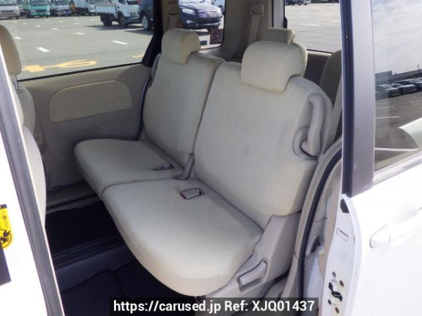 Used 2004 AT toyota sienta NCP81G Image[16]