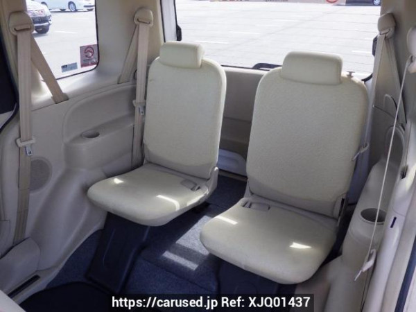 Used 2004 AT toyota sienta NCP81G Image[17]