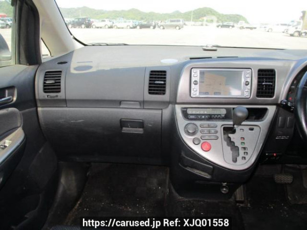 Used 2003 AT toyota wish ZNE10G Image[22]
