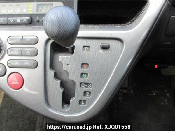 Used 2003 AT toyota wish ZNE10G Image[29]