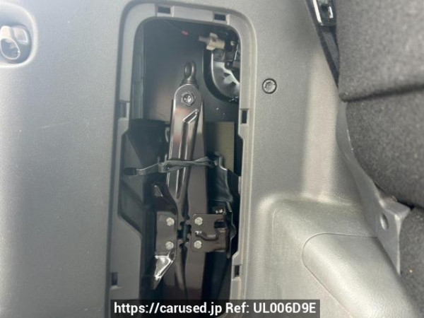 Used 2007 AT toyota voxy ZRR70W Image[43]