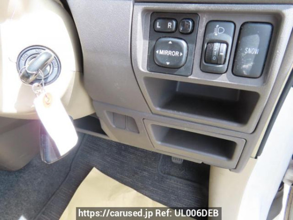 Used 2004 AT toyota sienta NCP81G Image[26]