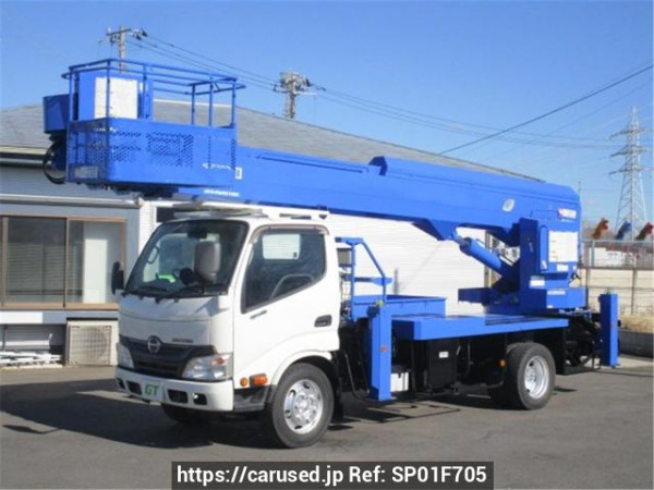 Used 2015 MT hino dutro XZU650F Image[0]