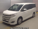Toyota Noah ZRR80G