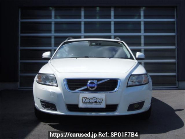 Used 2011 AT volvo v50 MB4204S Image[1]