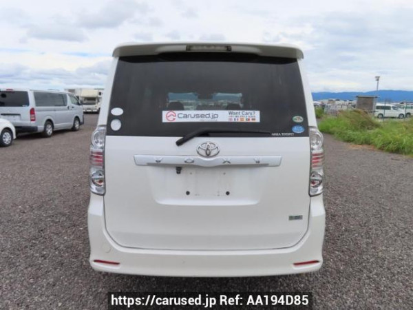 Used 2010 AT toyota voxy ZRR70W Image[5]