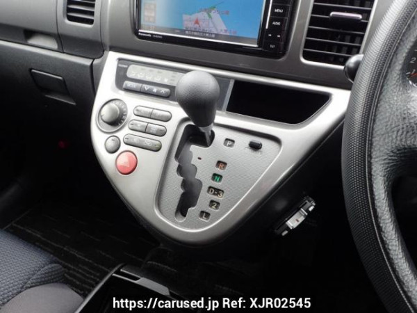 Used 2003 AT toyota wish ZNE10G Image[17]