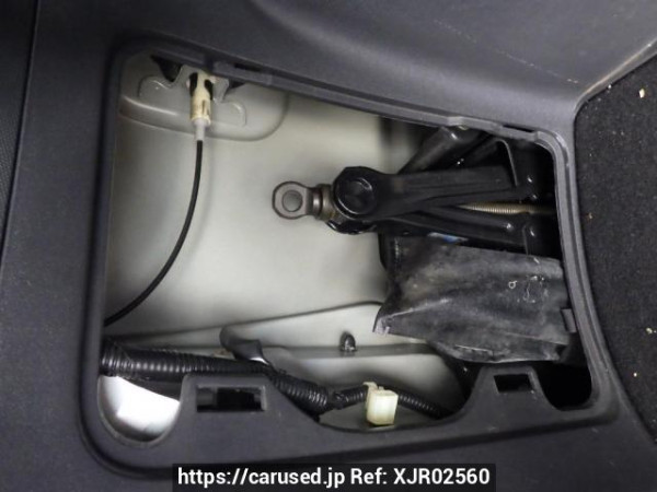 Used 2004 AT toyota wish ZNE10G Image[44]