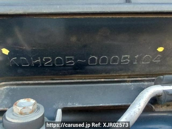 Used 2004 MT toyota regiusace-van KDH205V Image[11]