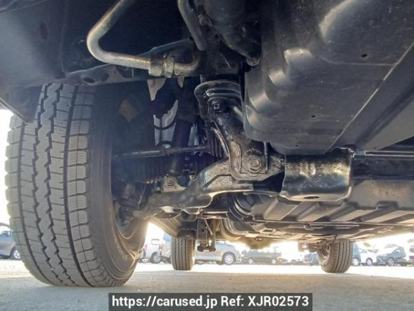 Used 2004 MT toyota regiusace-van KDH205V Image[31]