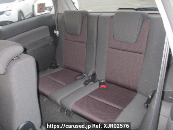 Used 2004 AT toyota wish ZNE10G Image[18]