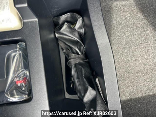 Used 2014 AT toyota harrier ZSU60W Image[44]