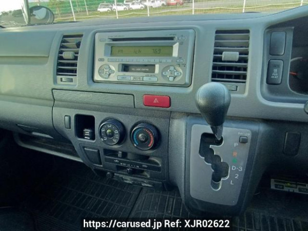 Used 2006 AT toyota regiusace-van KDH205V Image[21]
