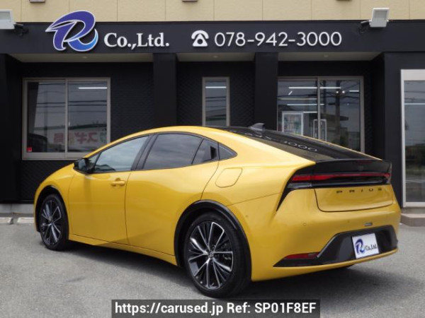 Used 2023 AT toyota prius MXWH60 Image[1]