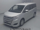 Toyota Noah ZRR80G